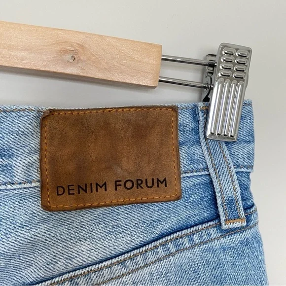 Aritzia Denim Forum Size 25 The Joni High Rise Loose 26L Distressed - Picture 9 of 16